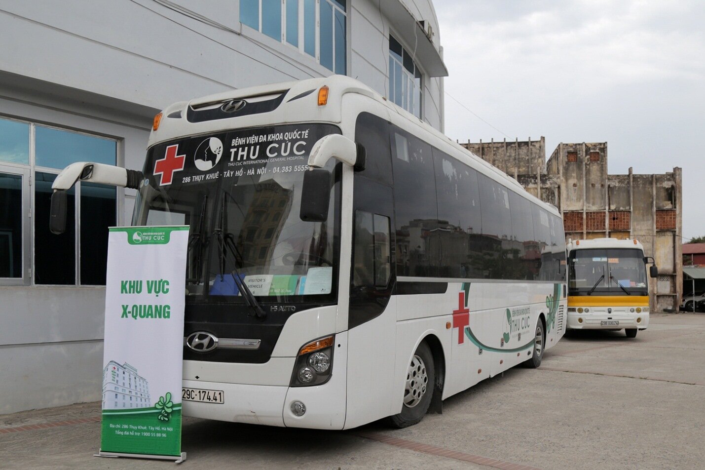 Xe chụp Xquang với trang bị đầy đủ các thiết bị y tế tối tân sẵn sàng phục vụ người dân