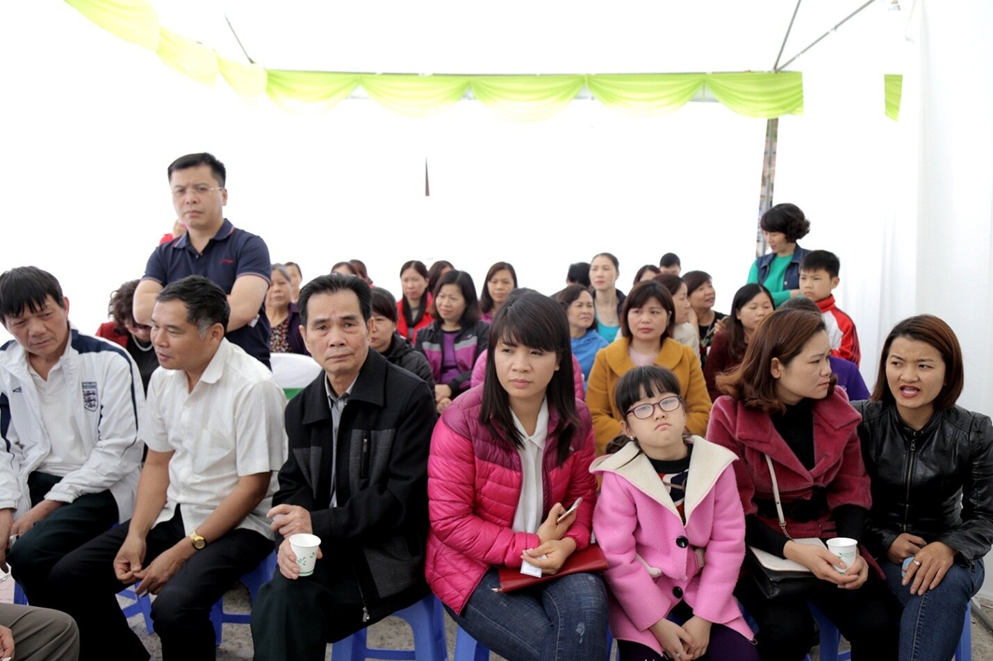 Đợt khám miễn phí lần này tại Lạng Sơn thu hút rất đông người dân tham gia.